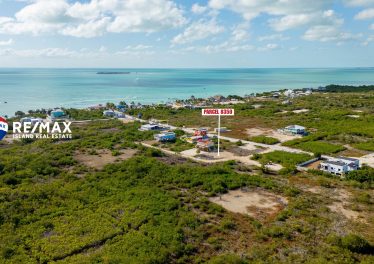Off beach parcel in secret beach, investment property
