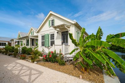 Canal-front Pied-à-Terre cottage at Mahogany Bay Village Belize