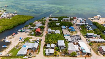 Residential lot for sale in Eiley Subdivision, Ambergris Caye (Parcel 2921)