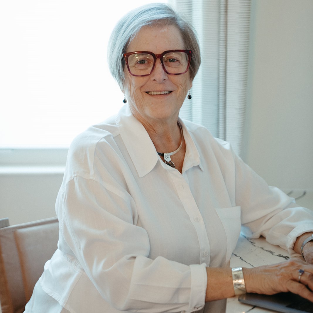 Joanne Paradis | Agent Photo