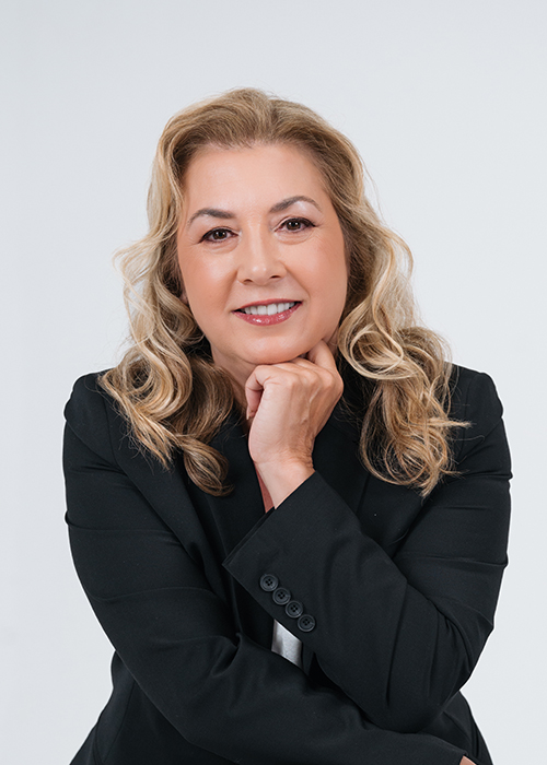 Kris  Santullo