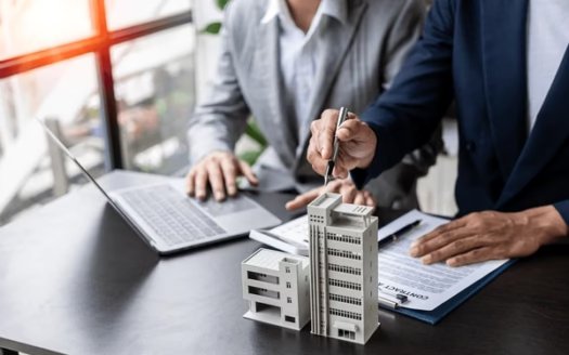 The Complete Guide to Commercial Real Estate Lease Types: Office and Retail Spaces Explained