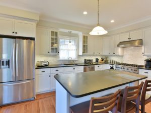 A Modern Eat In Kitchen