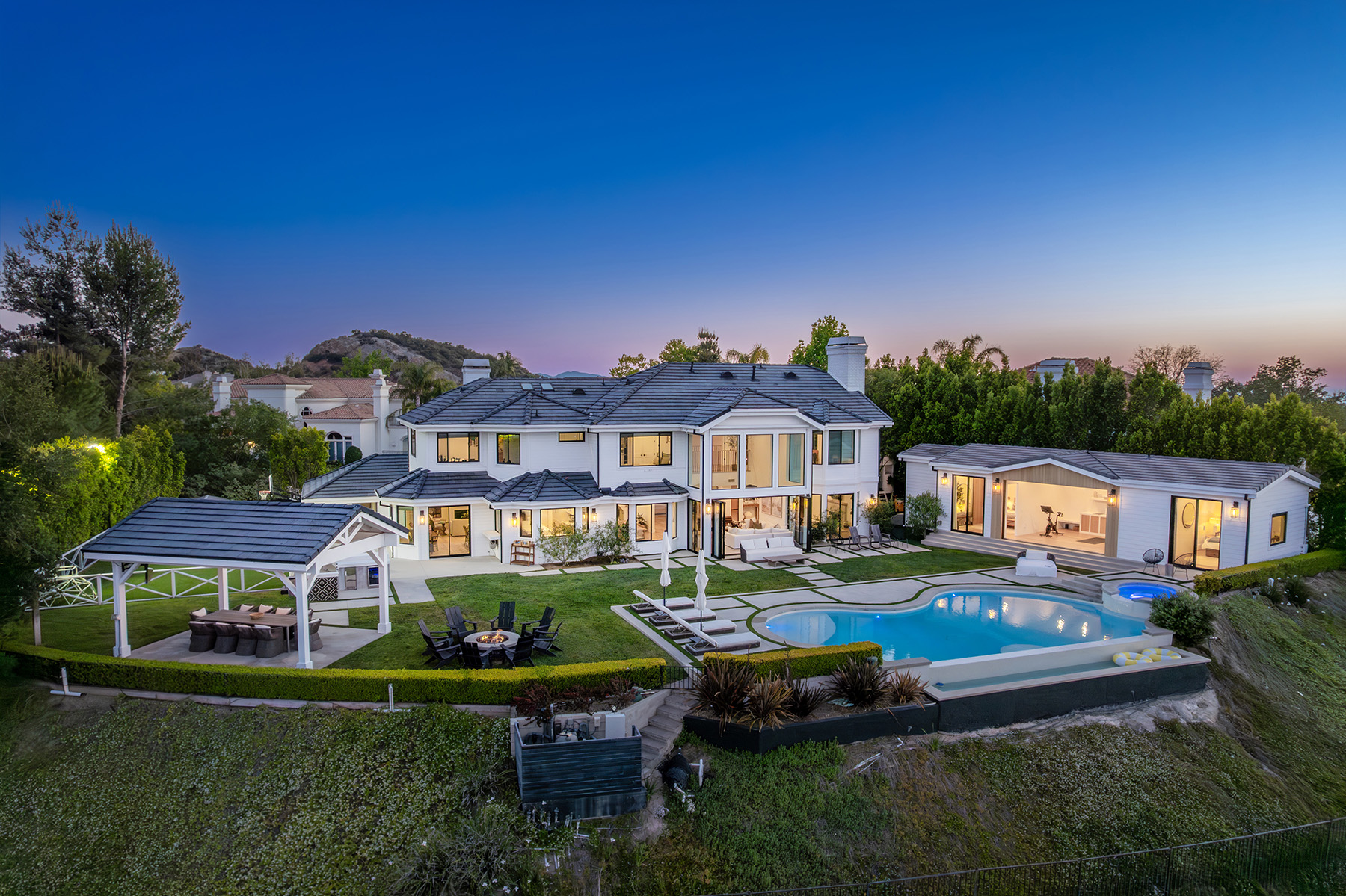 Aerial view of 24011 Alder Place, Calabasas, CA 91302