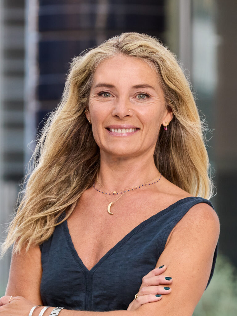 Lisa  Davis