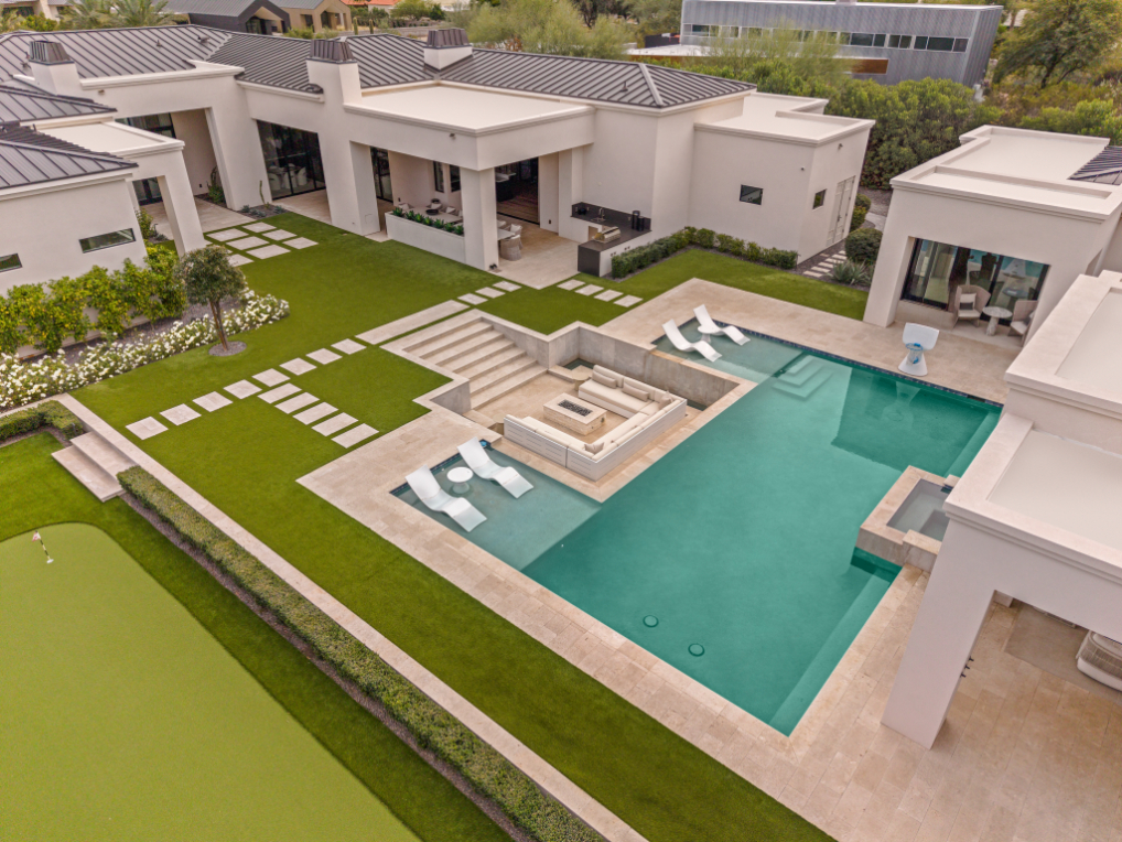 Newly Built in Prestigious PV Location