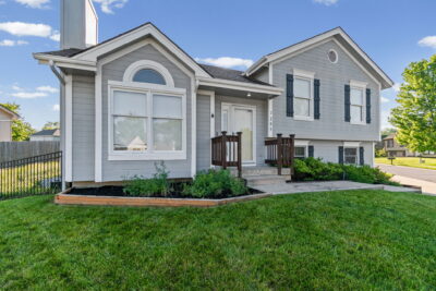 7205 N Hickory Street front exterior — split-level home in Westridge, Kansas City Northland