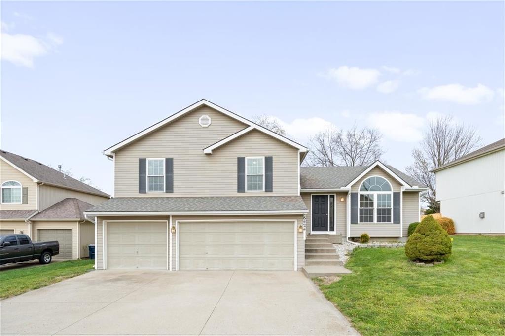 8424 N Winfield Avenue, Wildwood West, Kansas City