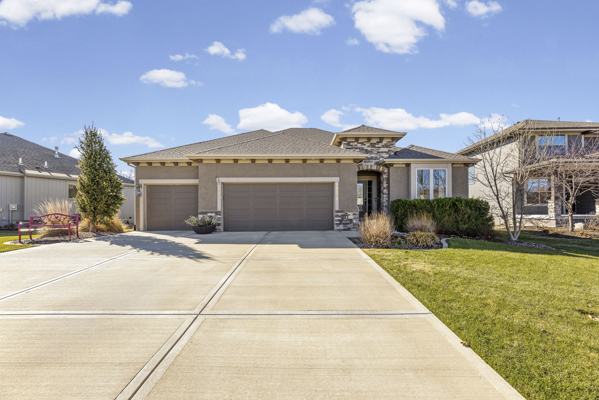 Downsizing to Lower Your Monthly Costs - Stonebridge Trails - Olathe, KS