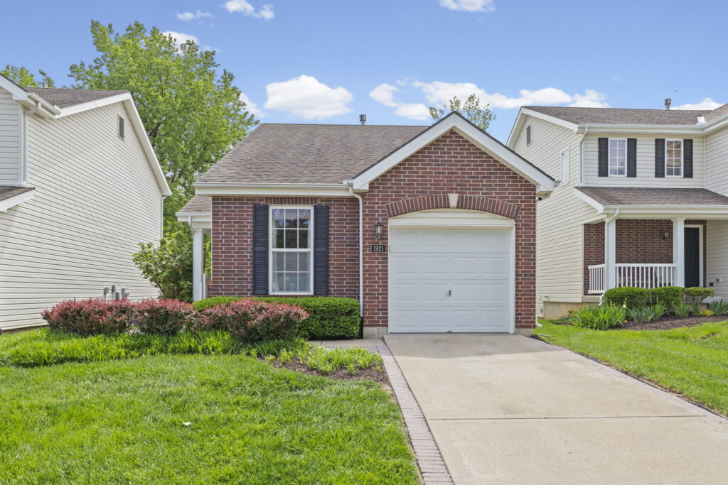 1921 NW 82nd Street — Timber Hills ranch front exterior