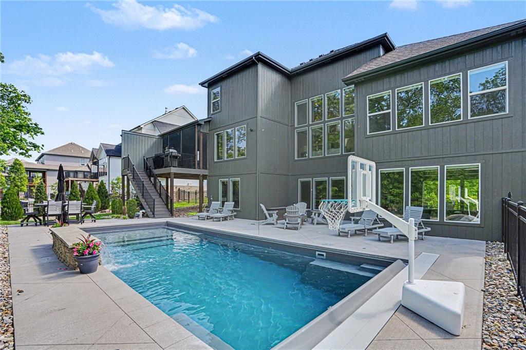 1784 Homestead Drive, Liberty MO — Heated saltwater pool with an automatic cover and a sport court.