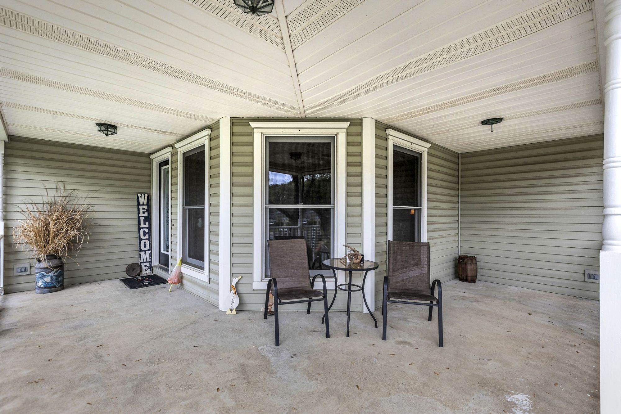 Covered front porch at 615 Cherry Street, Weston, MO