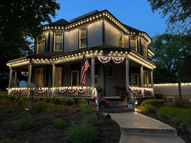 908 Washington Street, Weston, MO Victorian exterior at dusk