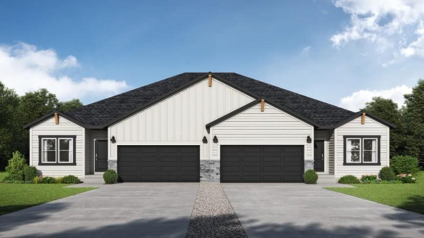 Front exterior of 1210 SE Cronin Street, a new-construction ranch home by Summit Homes in Manor at Bailey Farms, Lee’s Summit, Missouri