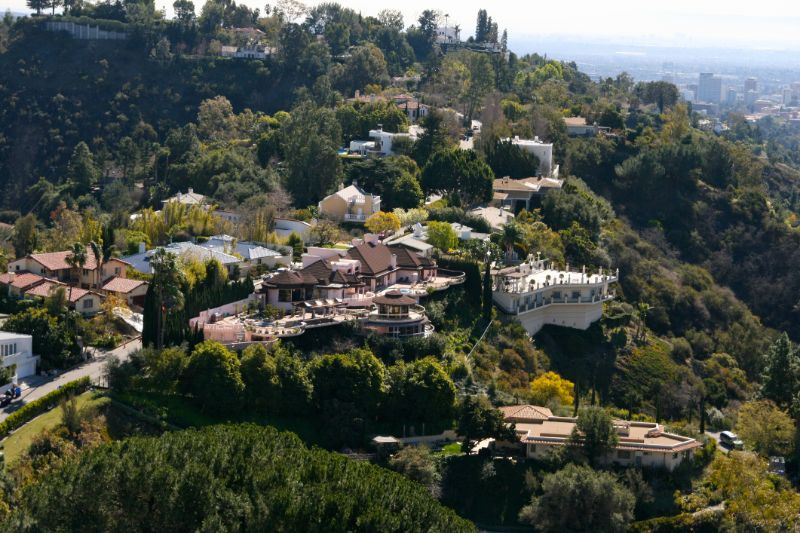 overhead mansions in beverly hills aerial view