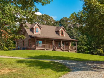 New construction log cabin for sale on 5 acres in Green Creek Township