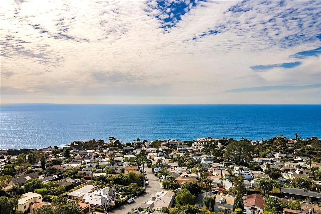 22332 Eagle Rock Way Laguna Beach CA 92651