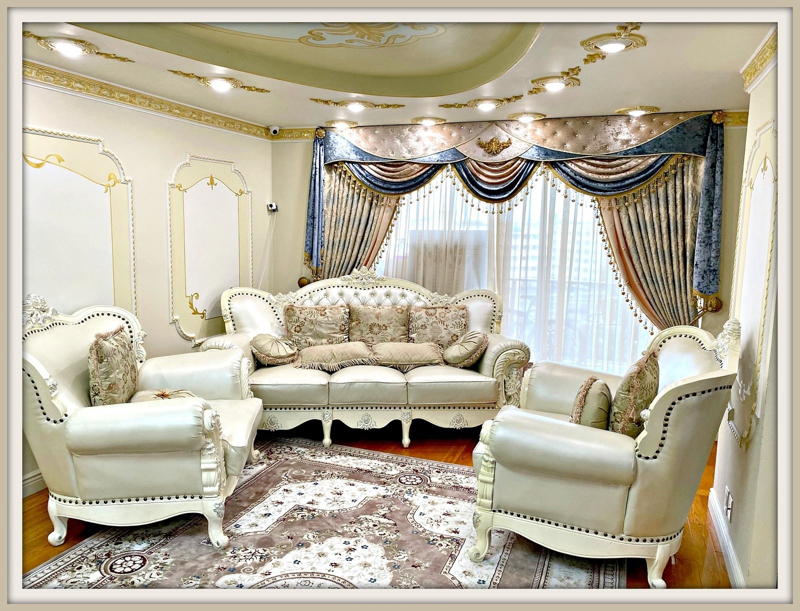 Venetian-Style 2 Bedroom Apartment for Sale in Forest Hills, NY – Motivated Seller, Bring All Offers!