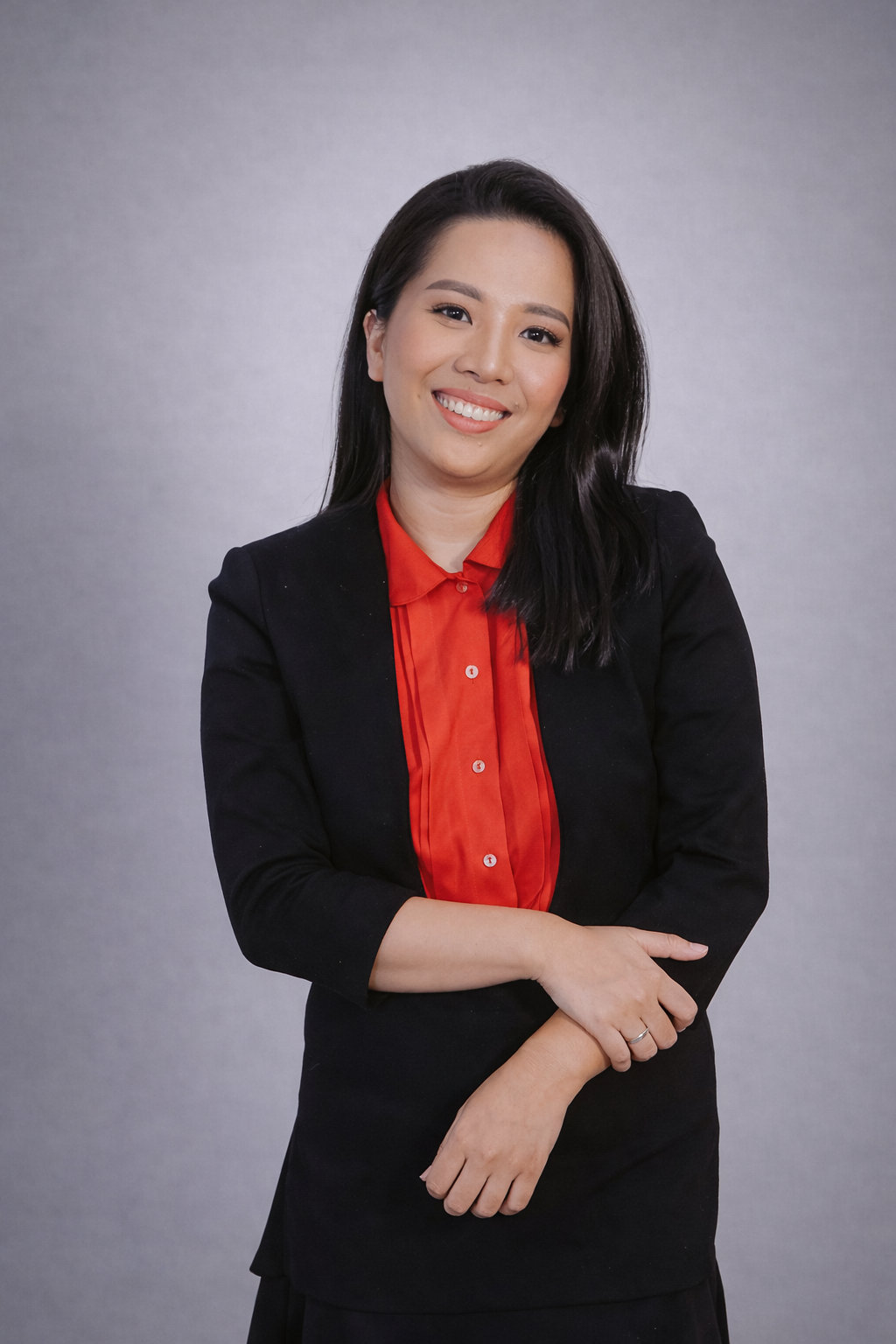 <strong><strong>Angelica Lising</strong></strong>