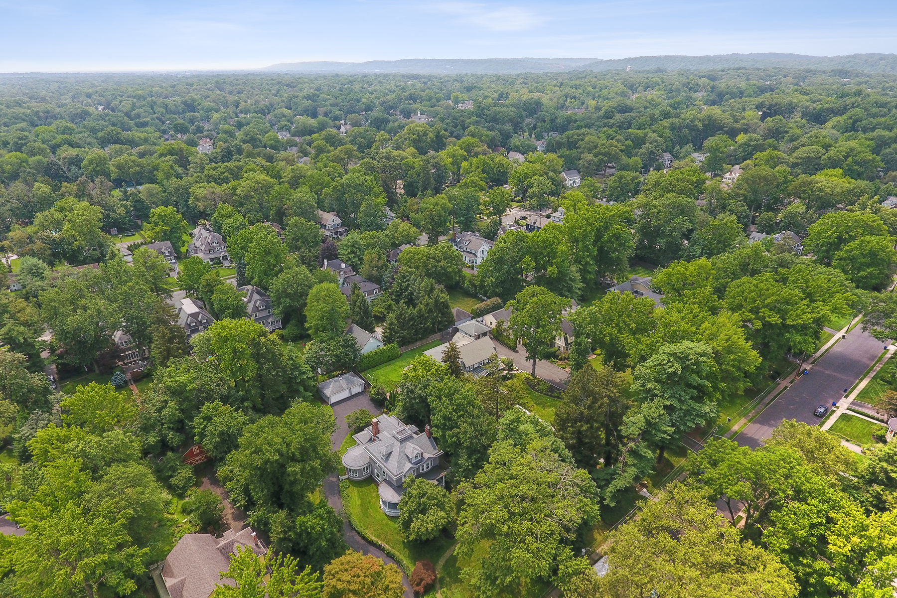Living in Westfield NJ: Neighborhoods, Schools, Commute & Market Guide [2026]