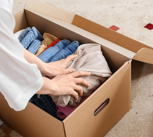 Declutter & Depersonalize