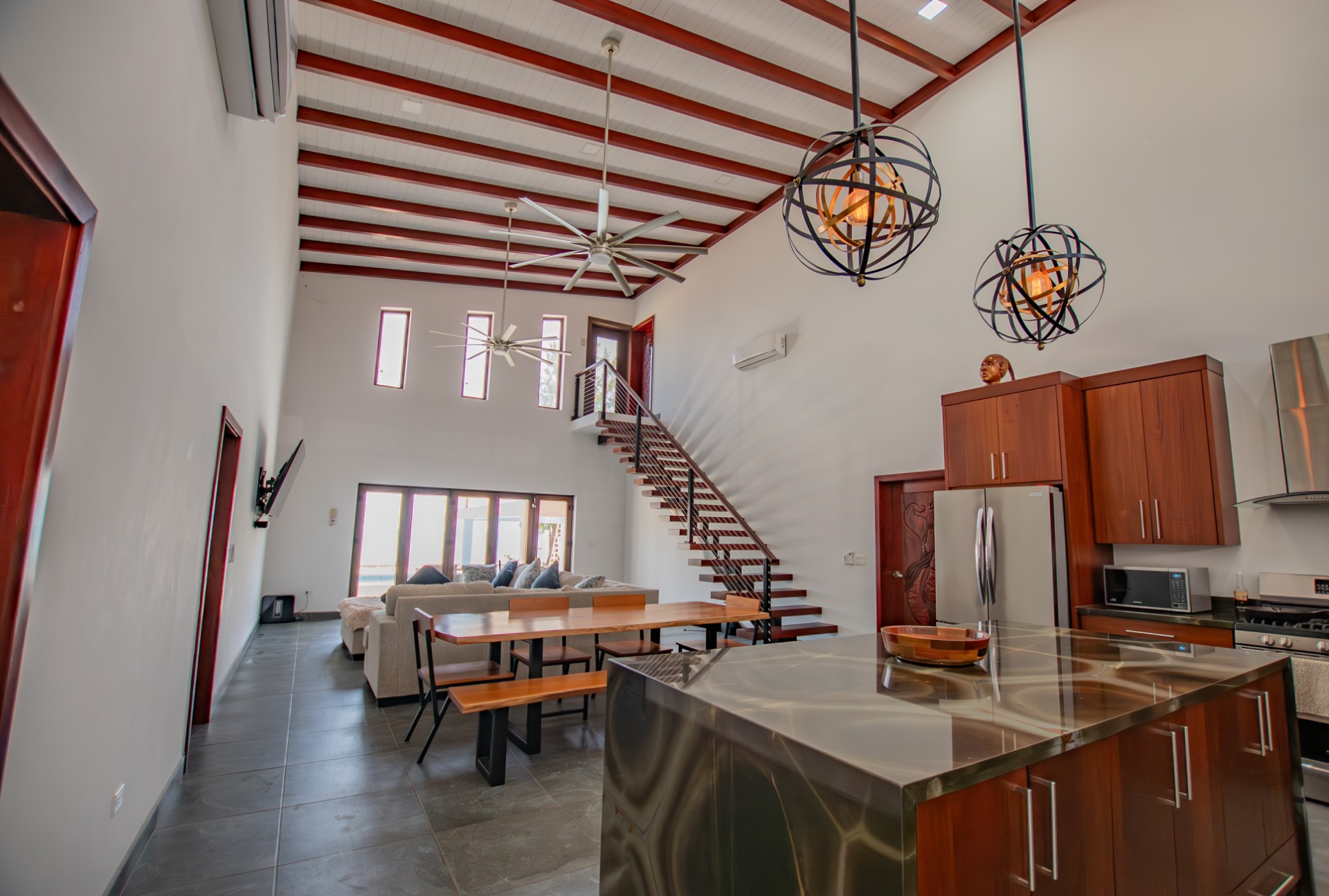 Listing Gallery 2