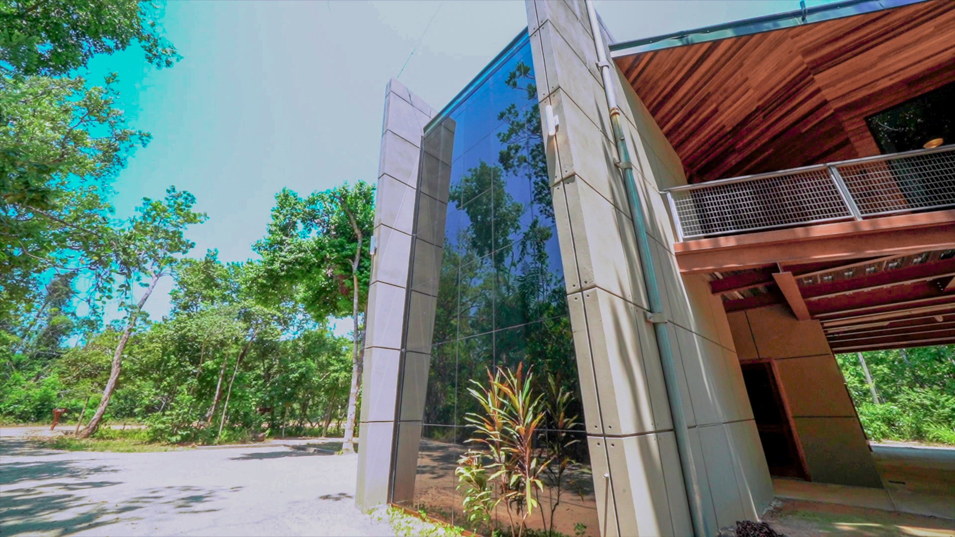 Listing Gallery 0