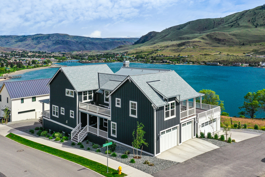 115 Goldfinch Lane – Lookout Home