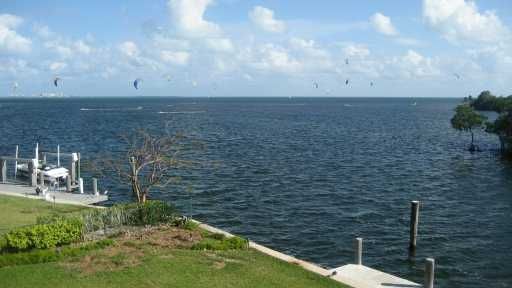 Old Cutler Bay Details