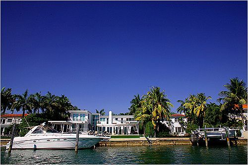 San Marino Island Details