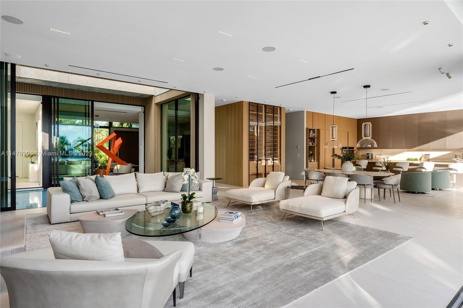 Home Staging Tips for Selling in Miami Beach