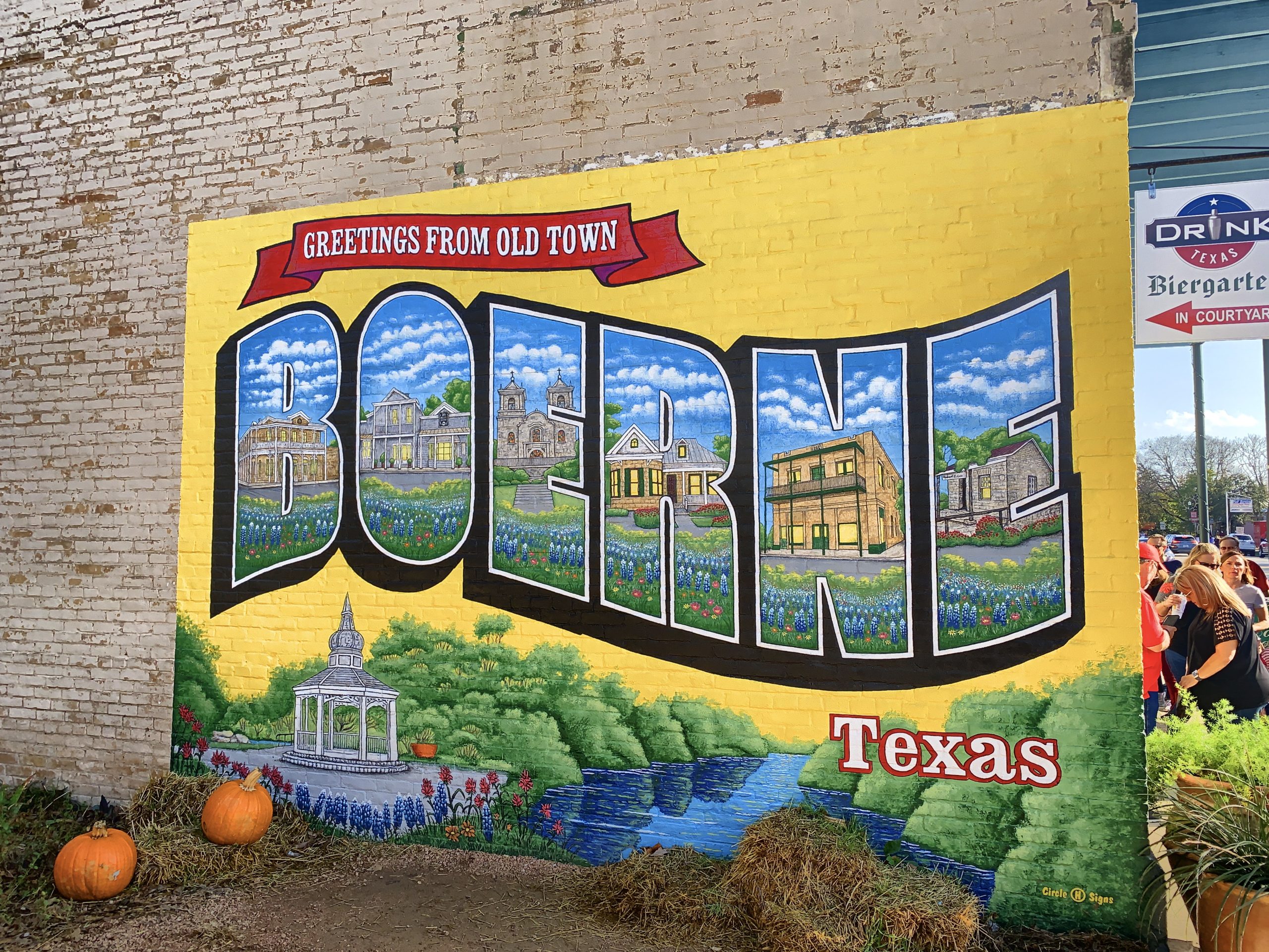 Boerne TX real estate homes and neighborhood view