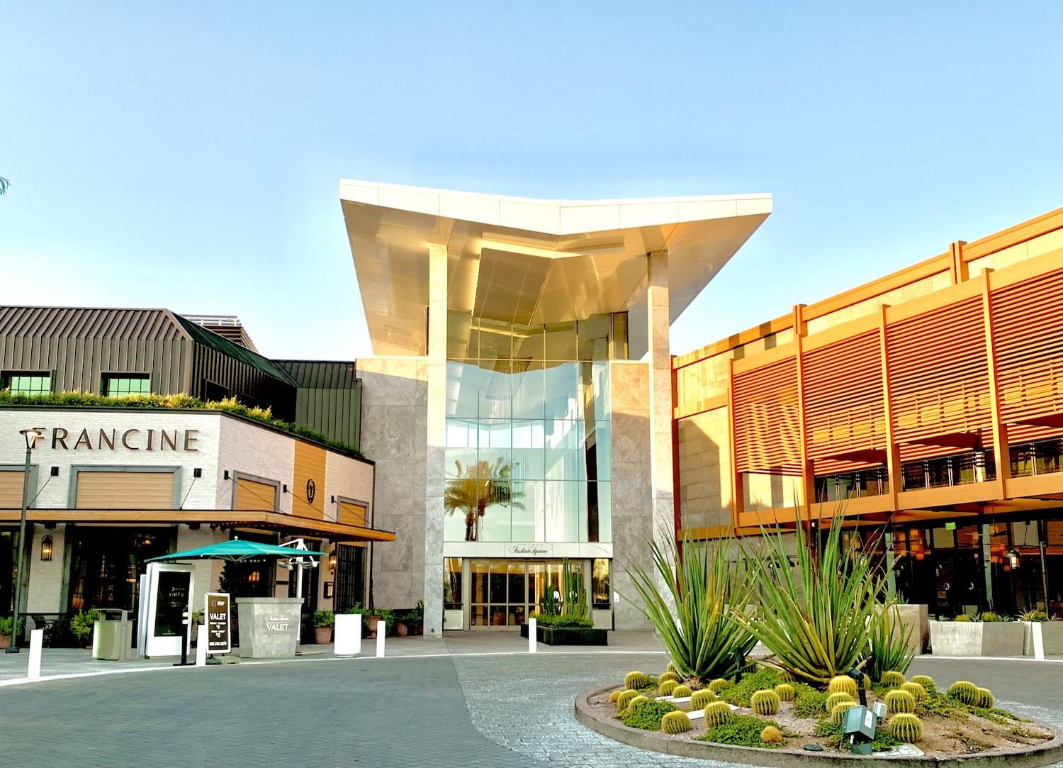 Scottsdale Fashion Square Shopping