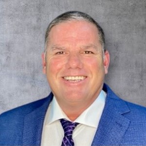 Tom Lyons