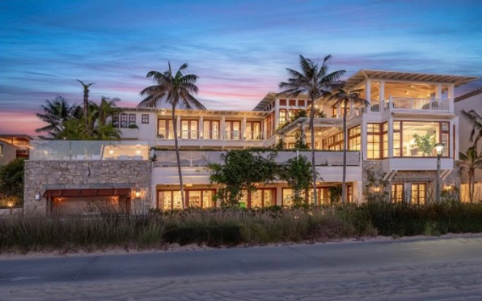 Los Angeles Mansion