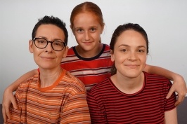 san-diego-repertory-theatre-fun-home-10aa0d74