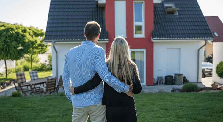 Should You Wait for Lower Rates