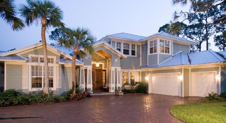 Should You Buy a Vacation Home (1)