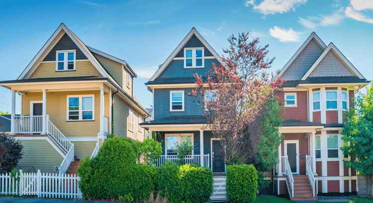 Should I Buy a Home Right Now Experts Say Prices Are Only Going Up 1