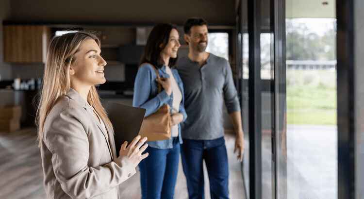 Don’t Fall for These Real Estate Agent Myths 1