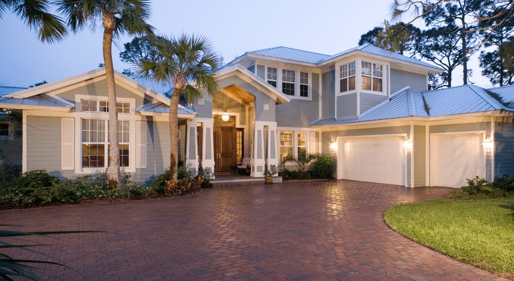 The Latest on the Luxury Home Market (1)