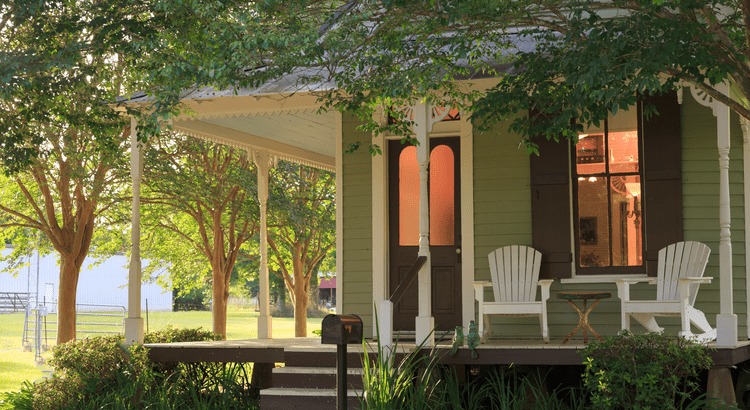 Selling Smart Why a Real Estate Agent Makes All the Difference