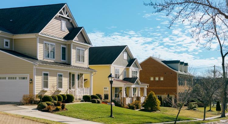 The Latest Expert Forecasts for Home Prices in 2023 (1)