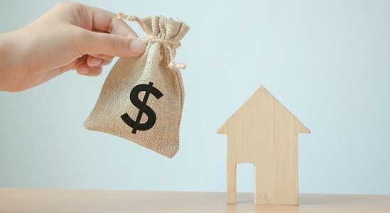 Watching the Stock Market Check the Value of Your Home for Good News. (1)