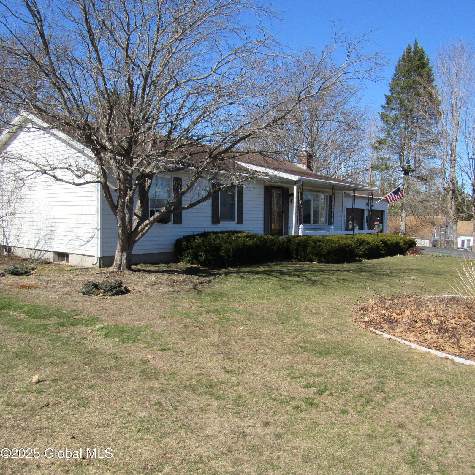Charming Ranch in Mayfield – Close to the Great Sacandaga lake