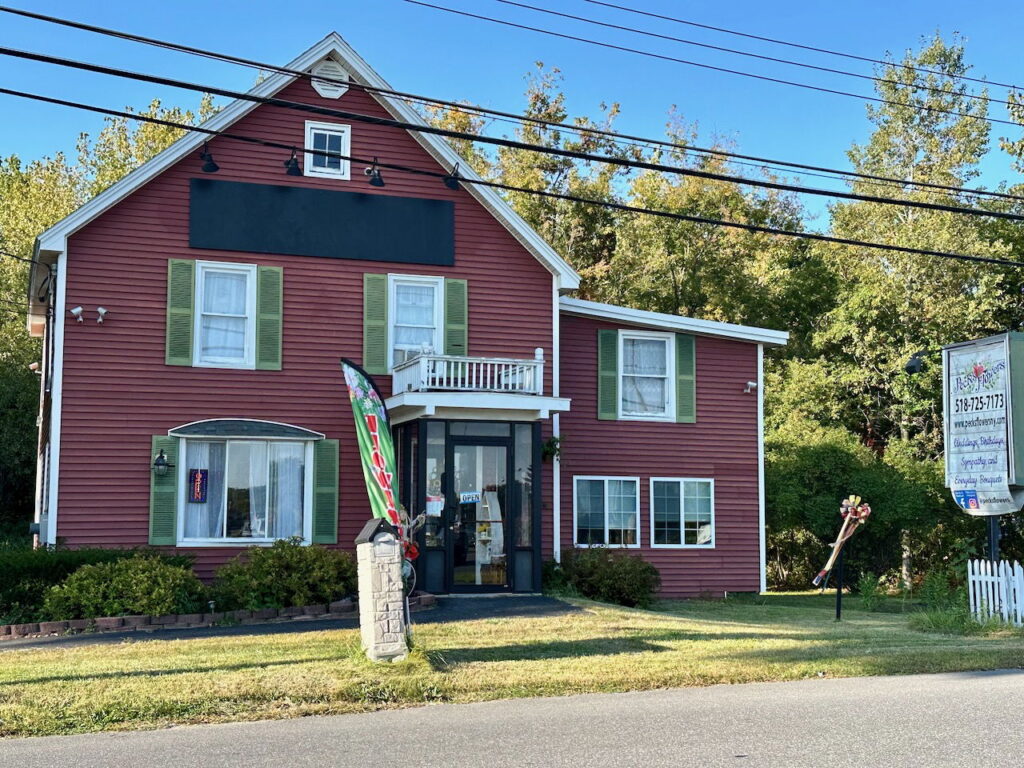 189 Fifth Ave Gloversville NY | Thomas J Real Estate, Inc.