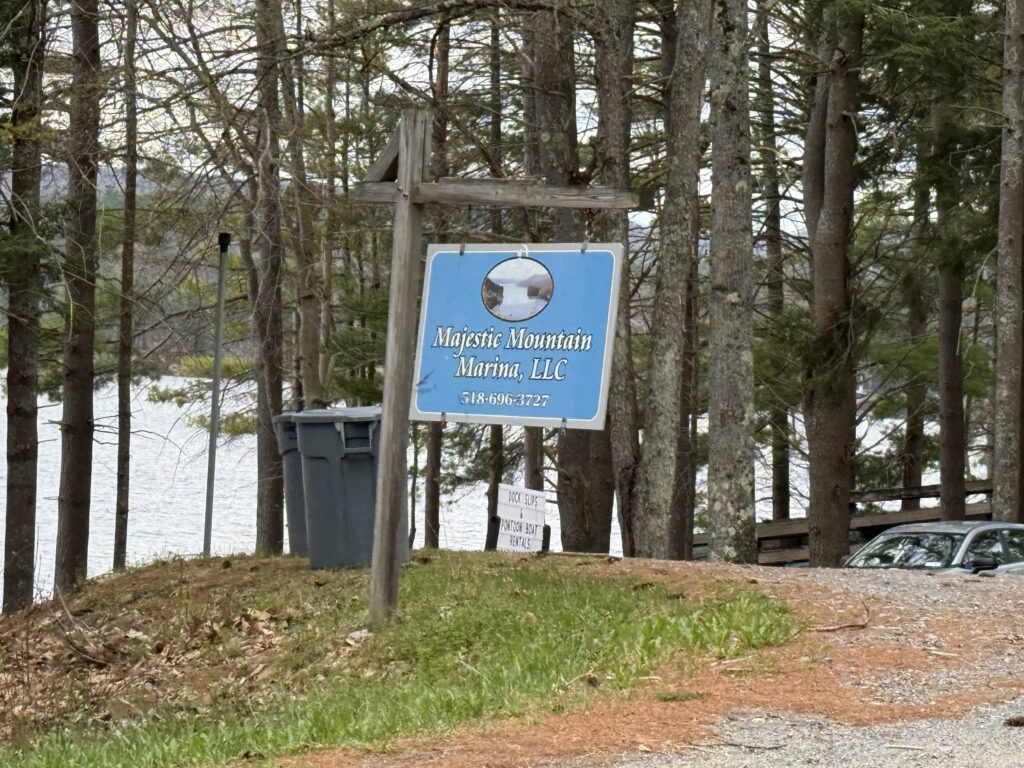 Majestic Mountain Marina Great Sacandaga Lake: Dock Slips, Fuel & Storage Guide