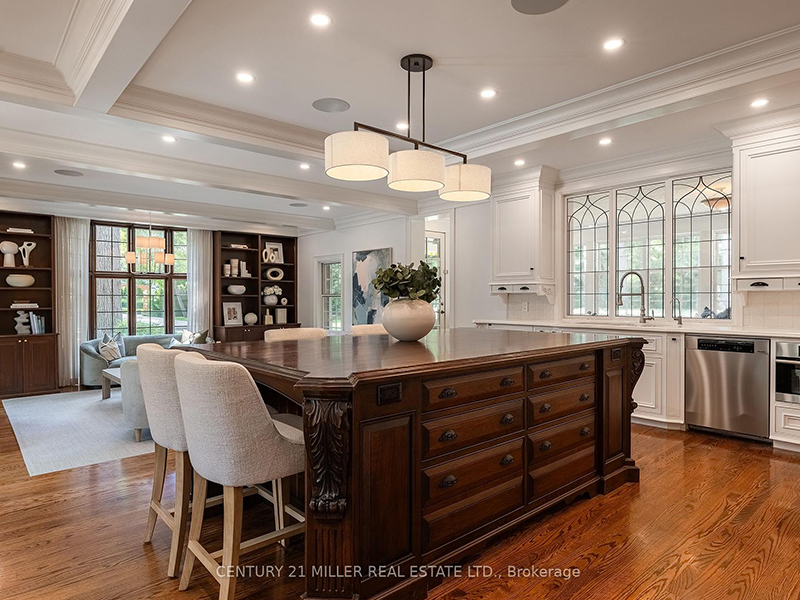 How to sell your Oakville waterfront home in today’s luxury market 2