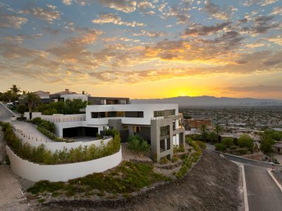 The Luxury Real Estate Market: A Inside Look Spring 2025