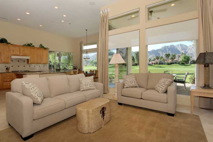 Do You Prefer Views Or Privacy? (Hint: You Can Have Both) 2